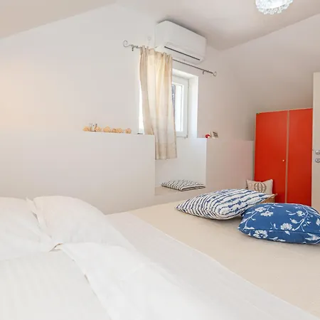Family Friendly House With A Swimming Pool Pirovac, Sibenik - 24485